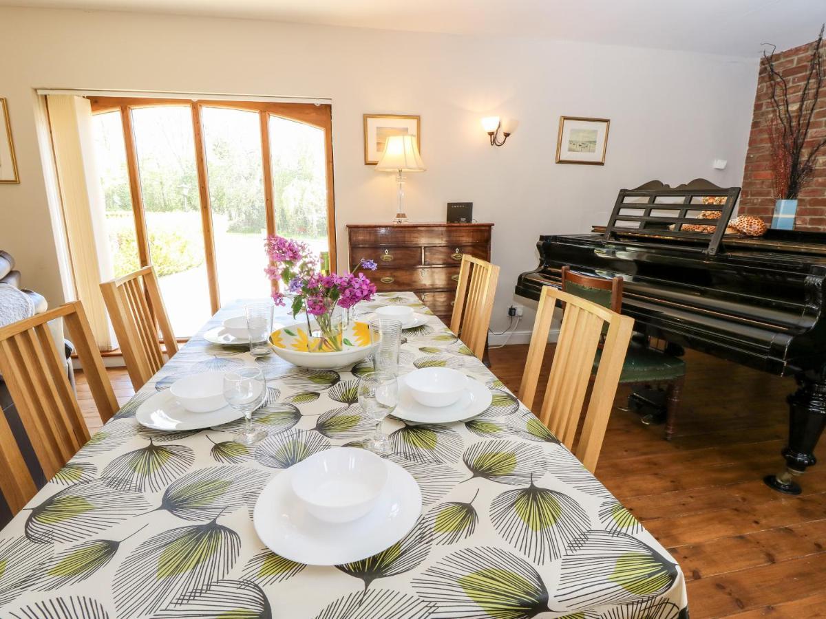 Villa The Coach House Ryde  Esterno foto