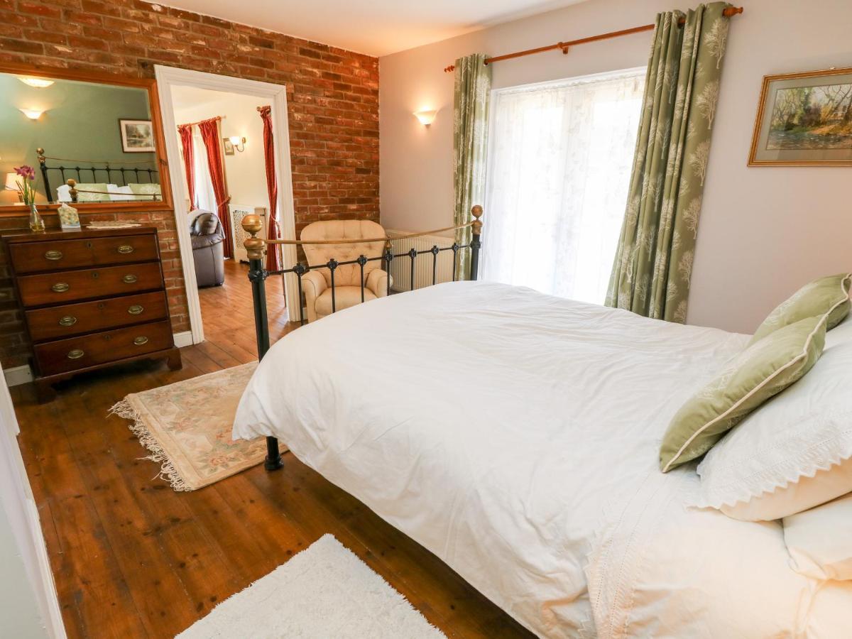 Villa The Coach House Ryde  Esterno foto