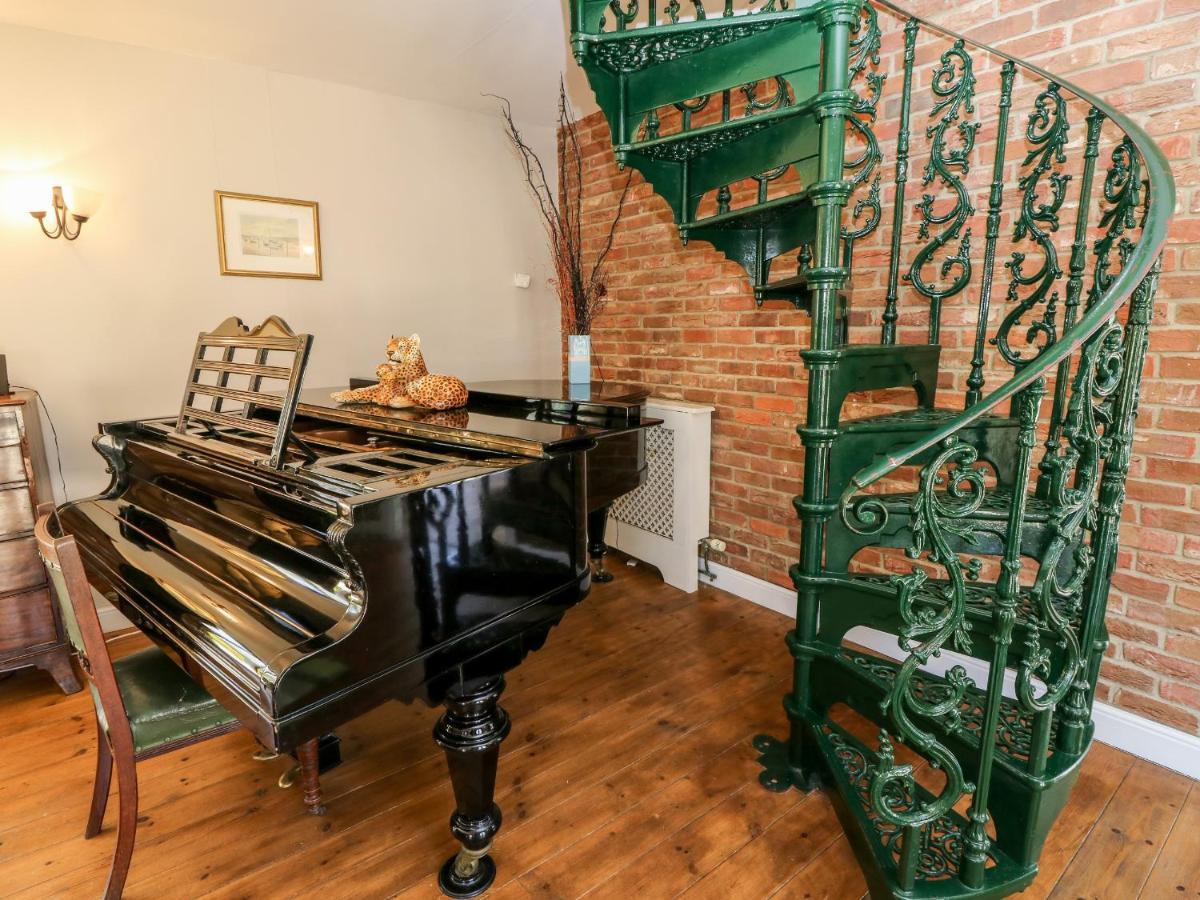Villa The Coach House Ryde  Esterno foto